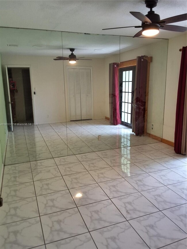 Foto del edificio - 8575 NW 26th Dr