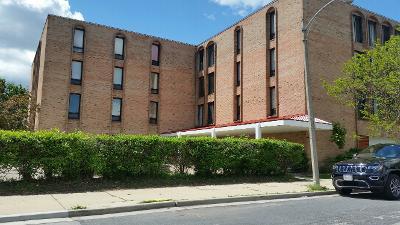 931 Russell - 931 E Russell Ave