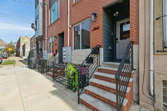 Photo - 1847 E Huntingdon St Apartment