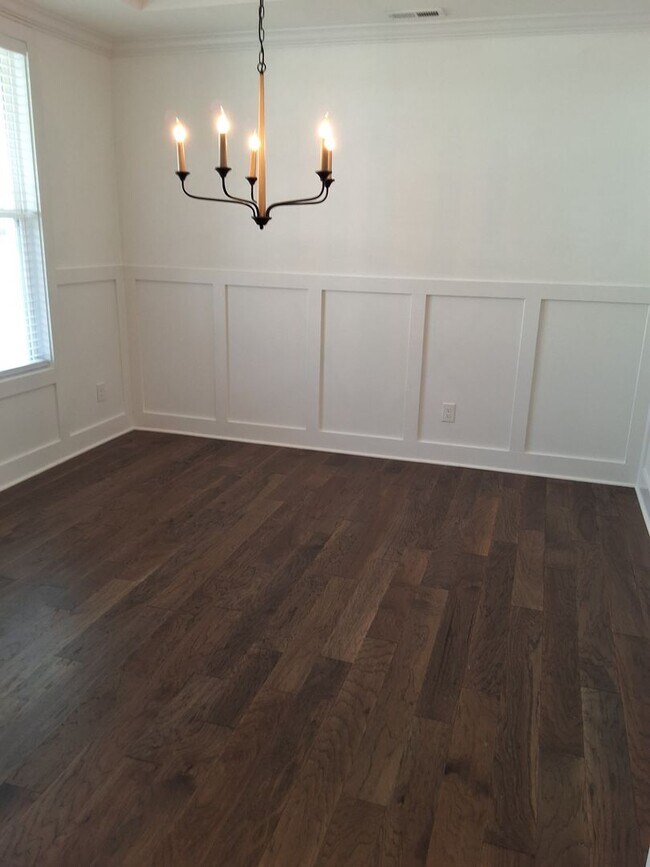 Building Photo - West Knoxville 37932 - 4 bedroom, 2 bath home in desirable Hardin Valley area. - Contact Sharon A...