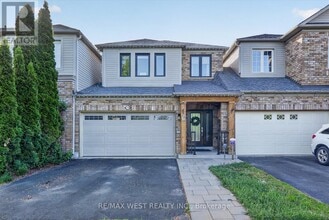 Building Photo - 138 Gristone Crescent