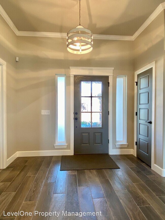 Building Photo - 4 br, 2 bath House - 12016 SW 50th Street