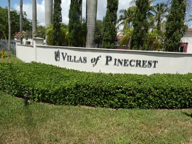 Foto del edificio - 6709 N Kendall Dr