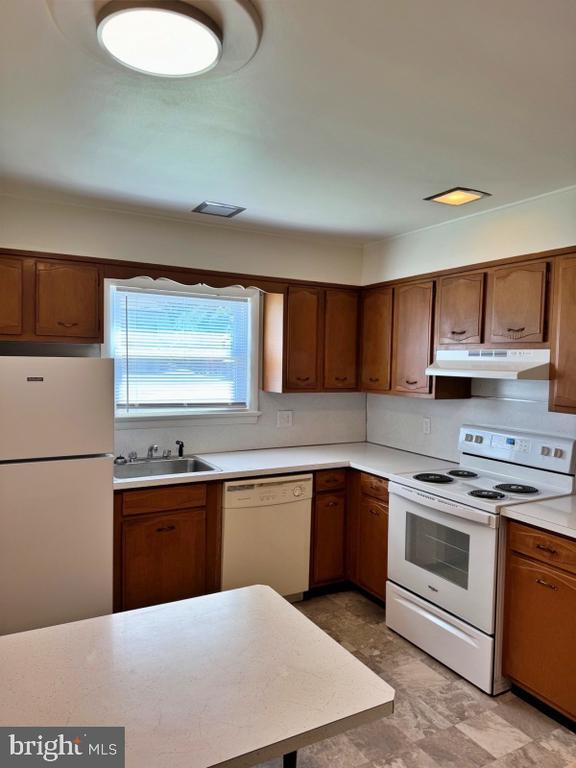 Foto del edificio - 2150 E Market St