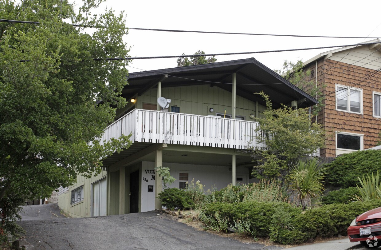 Primary Photo - 150 Farragut Ave