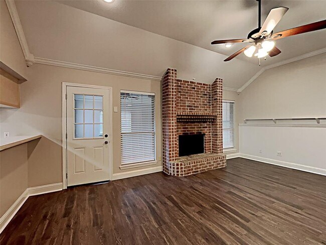 Foto del edificio - 551 SW Rand Dr