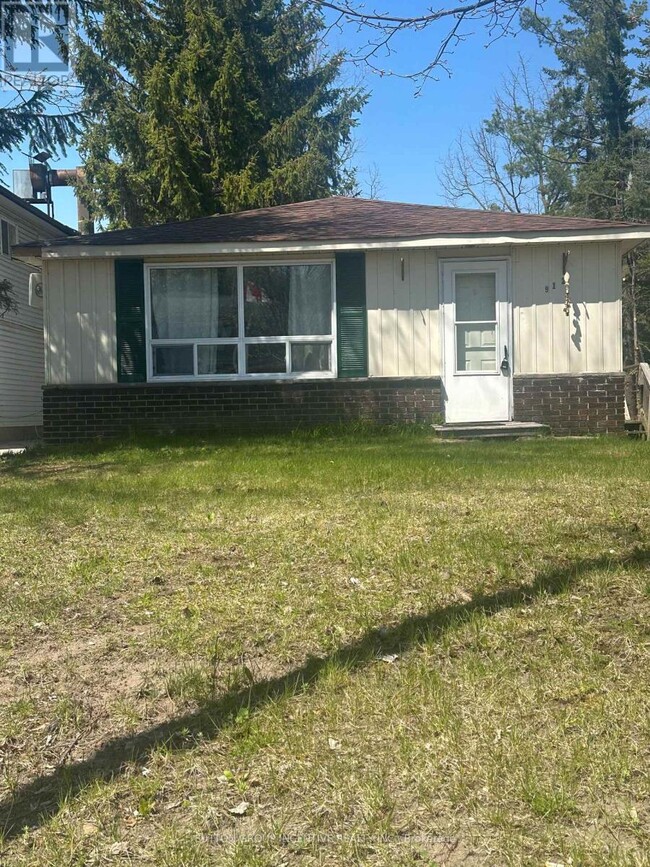 Building Photo - 912 Innisfil Beach Rd