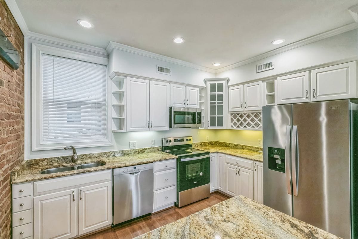 Primary Photo - 1757 Willard St NW