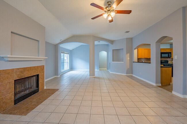 Building Photo - 1126 Noble Glen Dr