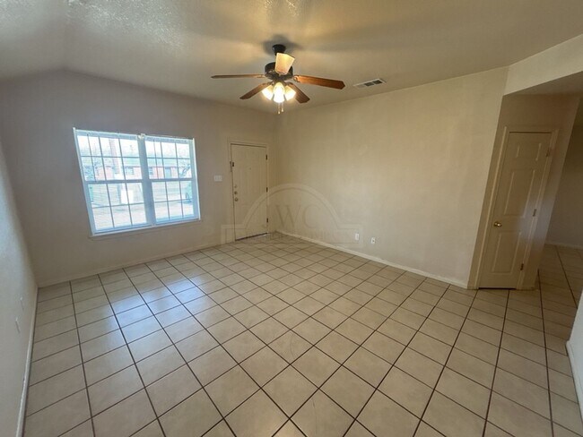 Foto del edificio - 509 W Ave B Ave