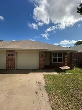 Building Photo - 1608 Maya Trail