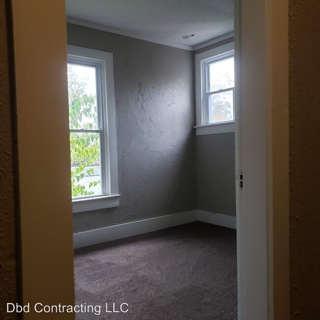 Foto del edificio - 3 br, 2 bath Apartment - 820 Walnut