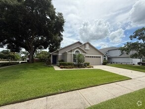Building Photo - 801 Heather Glen Cir