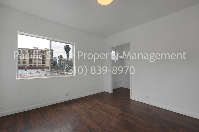 Foto del edificio - 839 Bartlett St