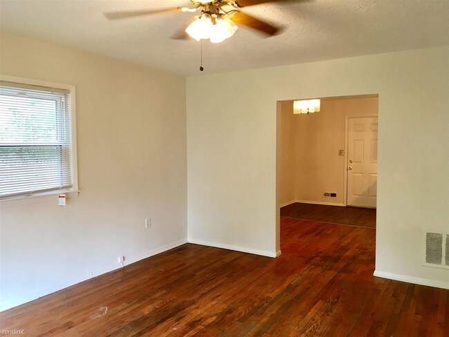Building Photo - 3 br, 1 bath House - 3608 Evergreen Ave