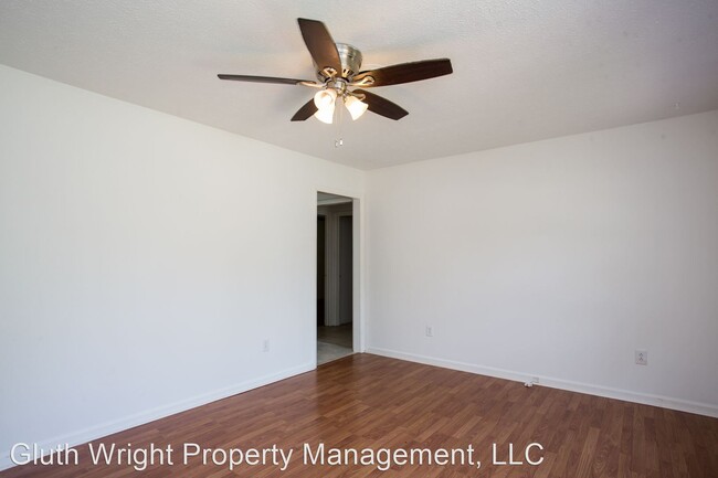 Building Photo - 2 br, 1 bath House - 1149 Veterans Parkway