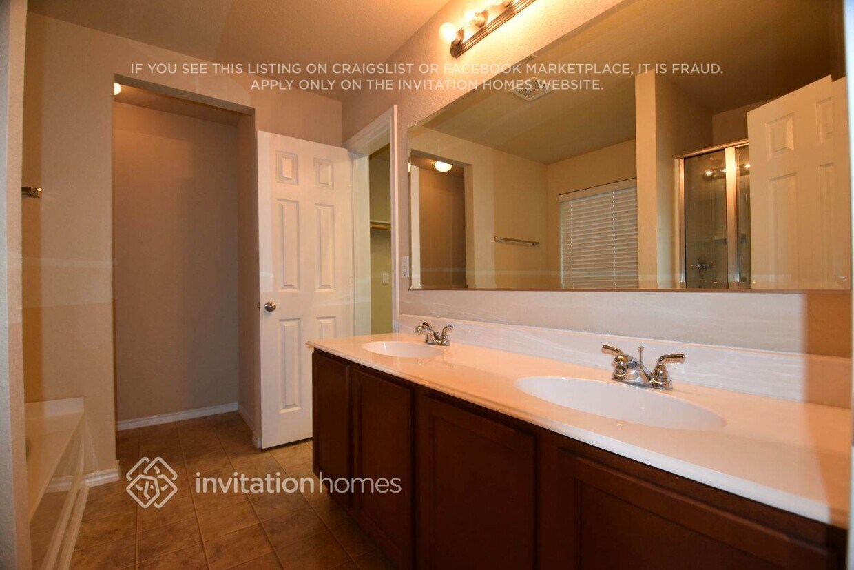 Building Photo - 6537 Sierra Madre Dr