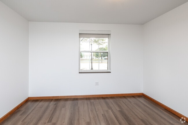 2BR, 2BA - First Bedroom - Nemitz Hall