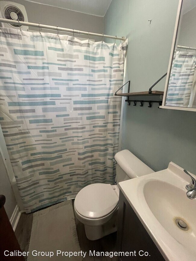 Foto del edificio - 3 br, 1 bath House - 704 W 18th St.