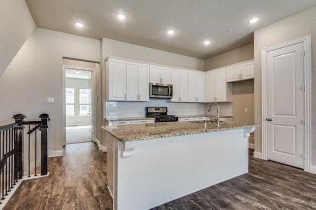 Building Photo - 4163 Kearsage Dr