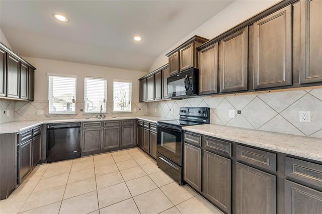 Foto del edificio - 4660 Elderberry St