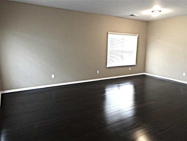 Building Photo - 4111 Mt Everest Way