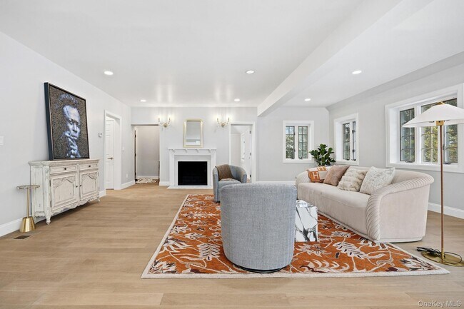 Building Photo - 2 Wynmor Rd