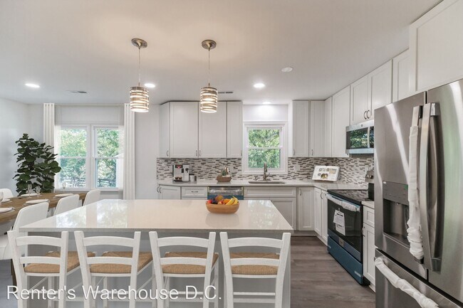 Foto del edificio - 3 br, 2 bath House - 115 Sharon Dr