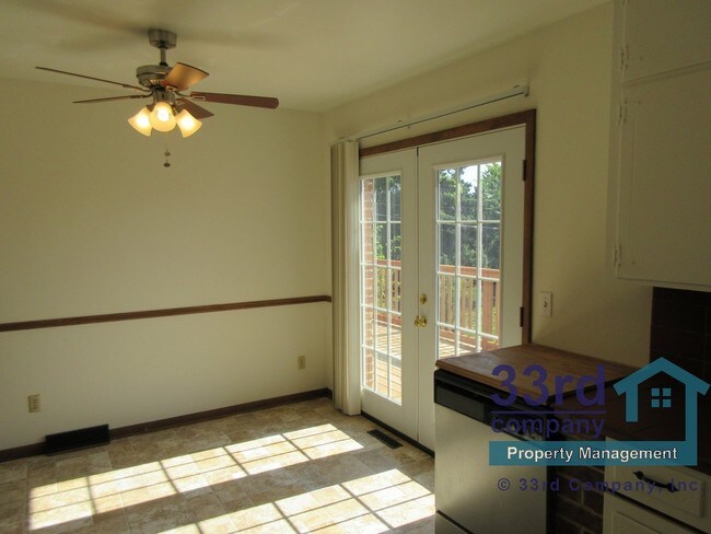 Foto del edificio - 7503 Hawthorne Ave