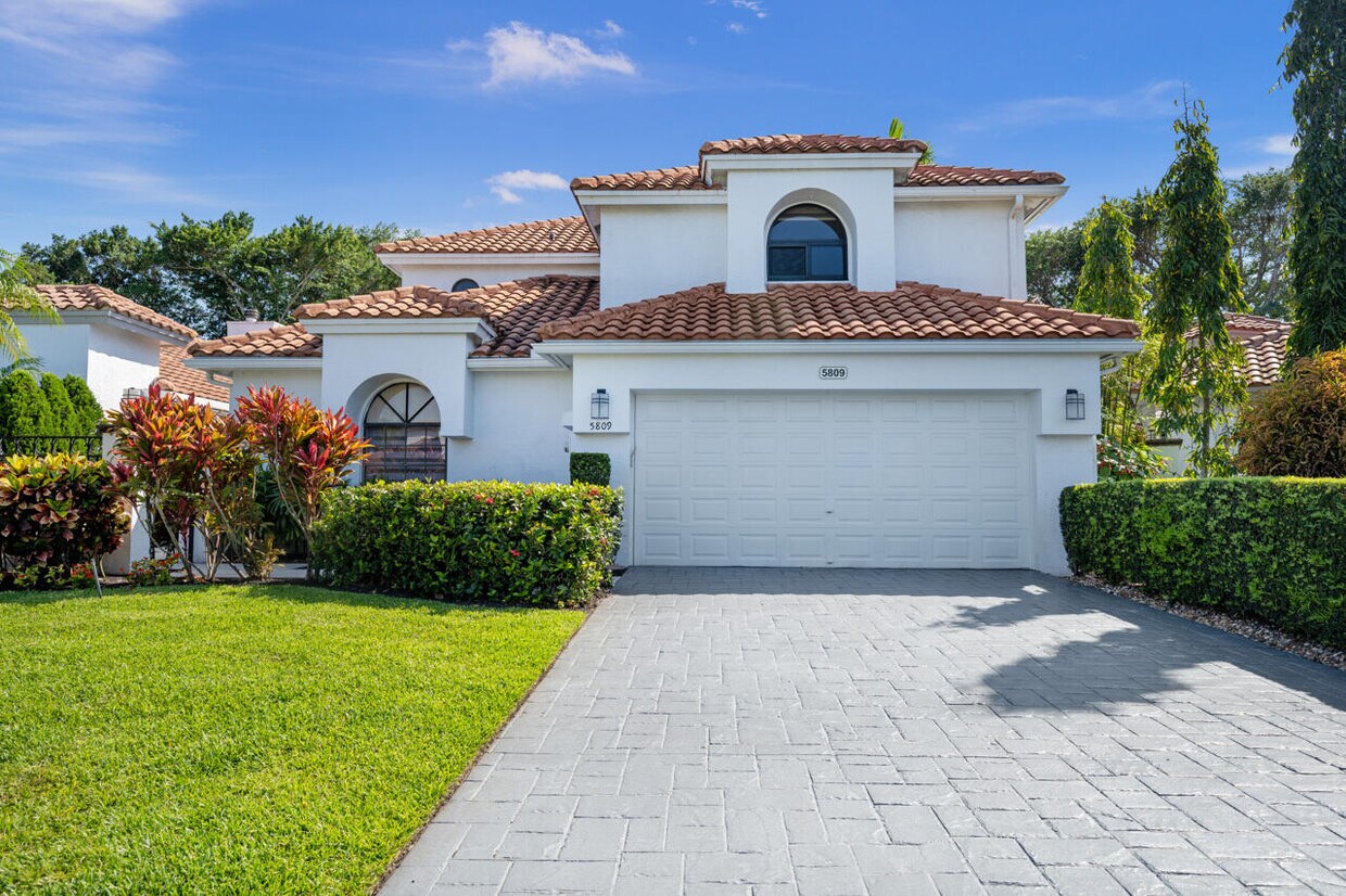 Foto principal - 5809 NW 21st Way