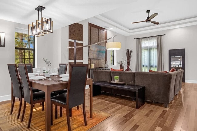 Foto del edificio - 14590 Damai Ln