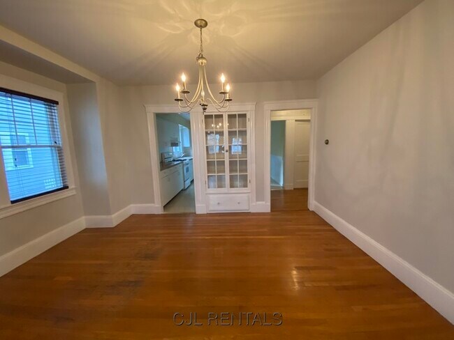 Foto del edificio - 11 Harding Ave