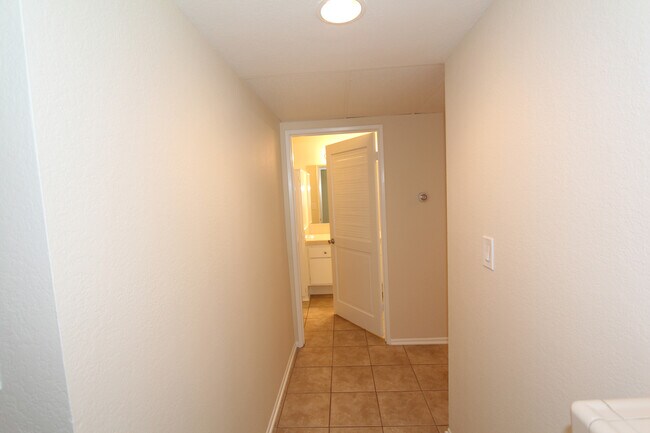 Building Photo - 5421 Kester Ave