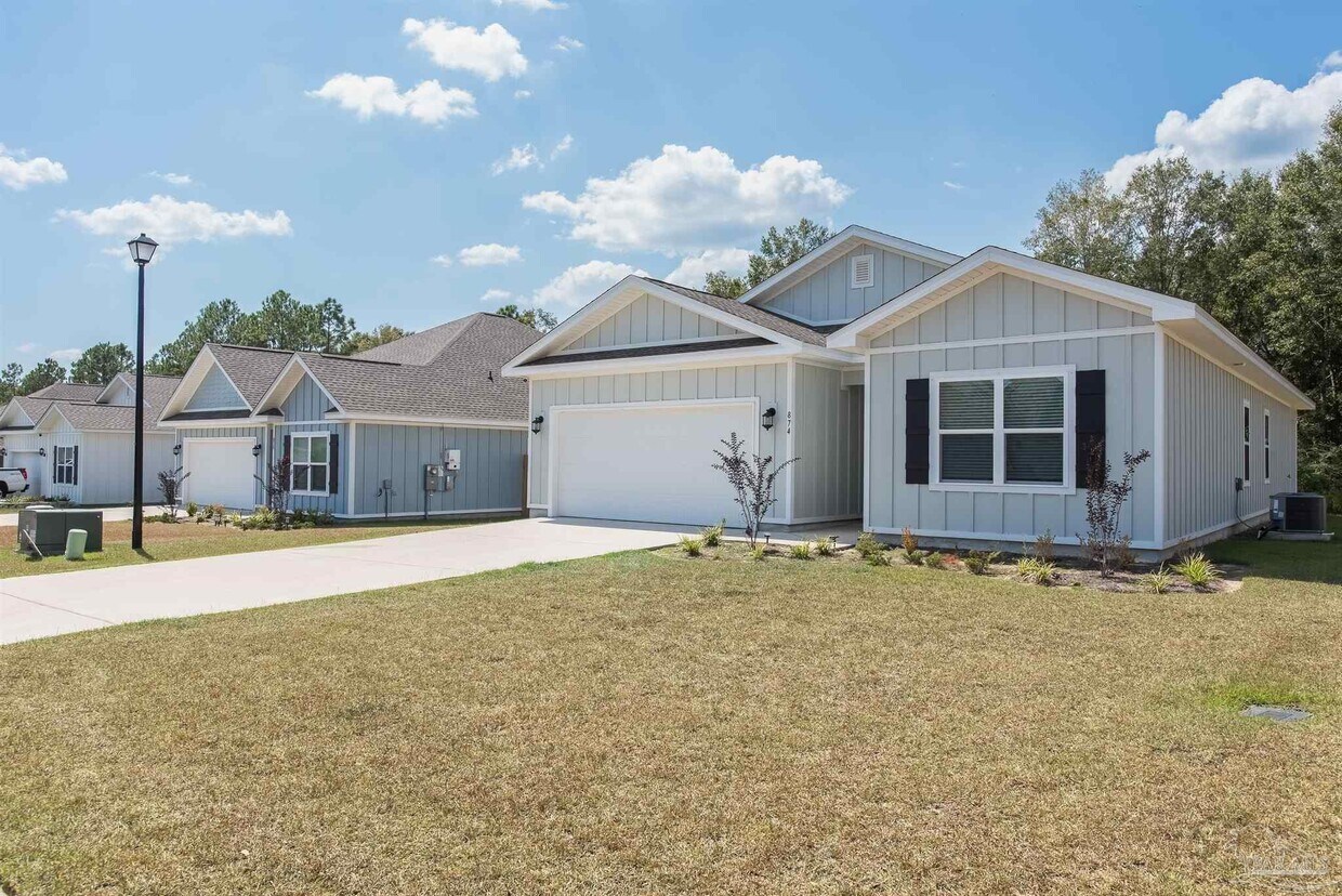 Foto principal - 874 Windhill Dr