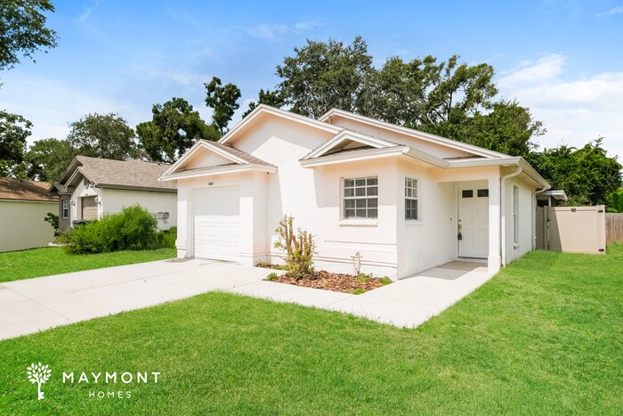 Building Photo - 1843 Coyote Pl