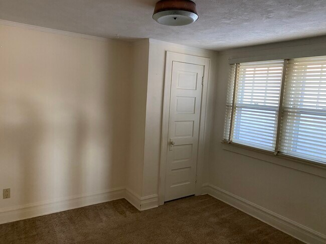 Bedroom - 9331 W Greenfield Ave