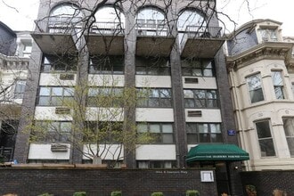 Building Photo - 1329 N Dearborn St