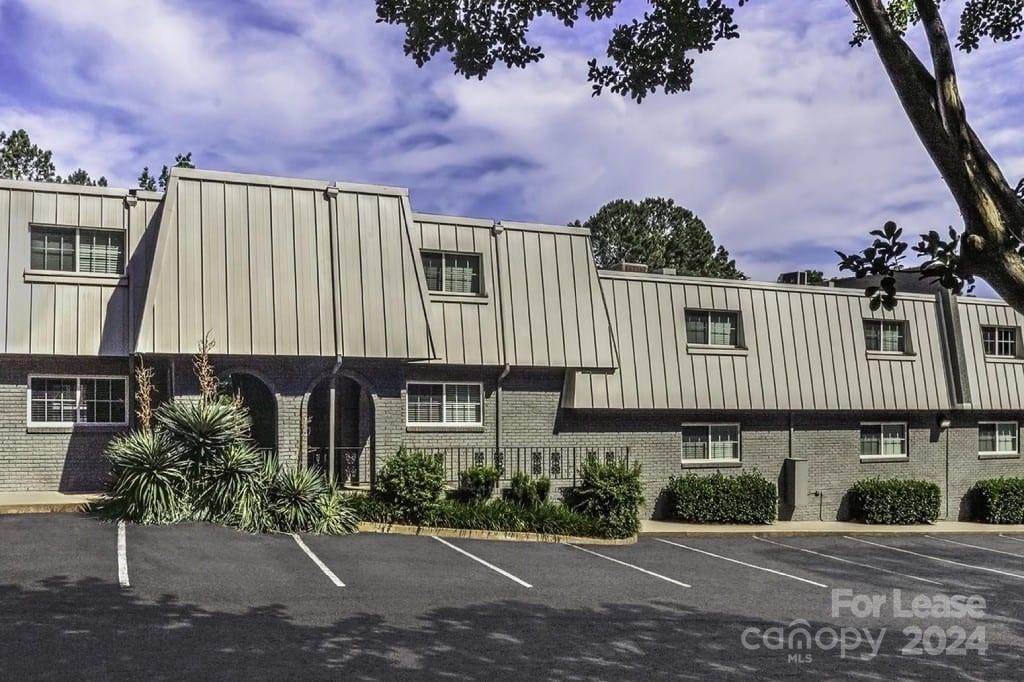 100 Matador Ln Unit 306, Charlotte, NC 28209 Room for Rent in