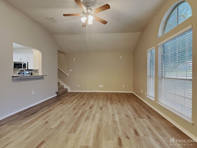 Foto del edificio - 513 Valley View Dr