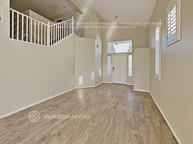 Building Photo - 9427 Hanta Ave