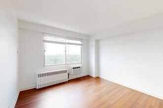 Interior Photo - Dorchester