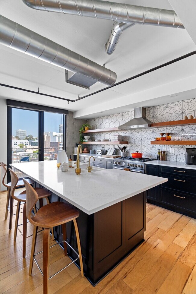 Foto del edificio - 1780 Kettner Blvd