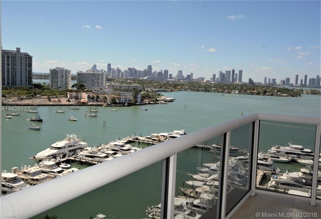 Foto del edificio - 1900 Sunset Harbour Dr