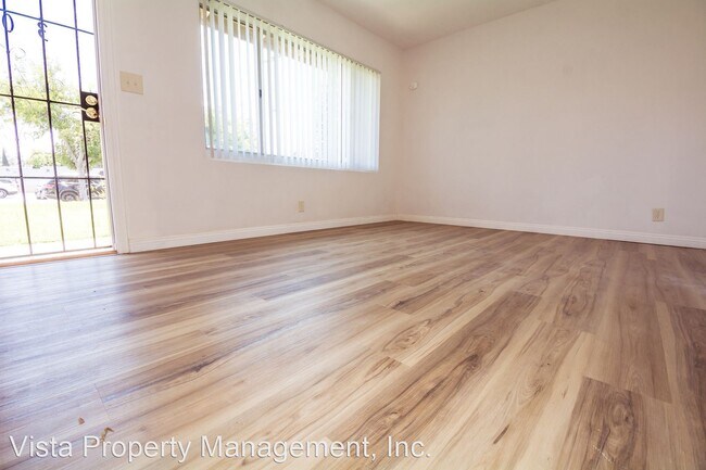 Building Photo - 2 br, 1 bath House - 304 N. Azusa Ave.