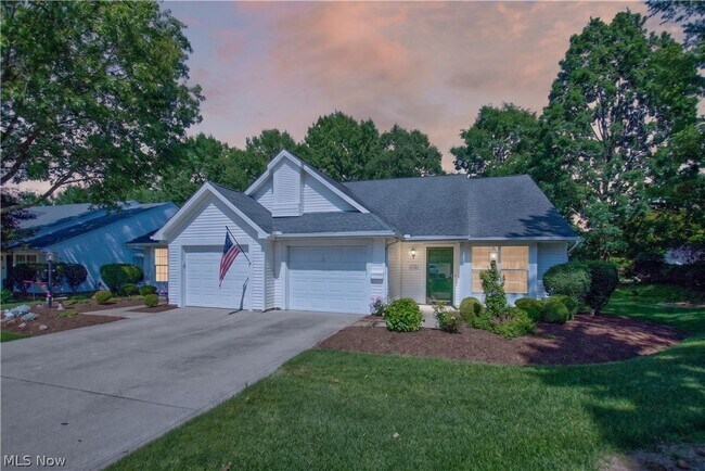 Foto del edificio - 1139 Lake Meadow Ln