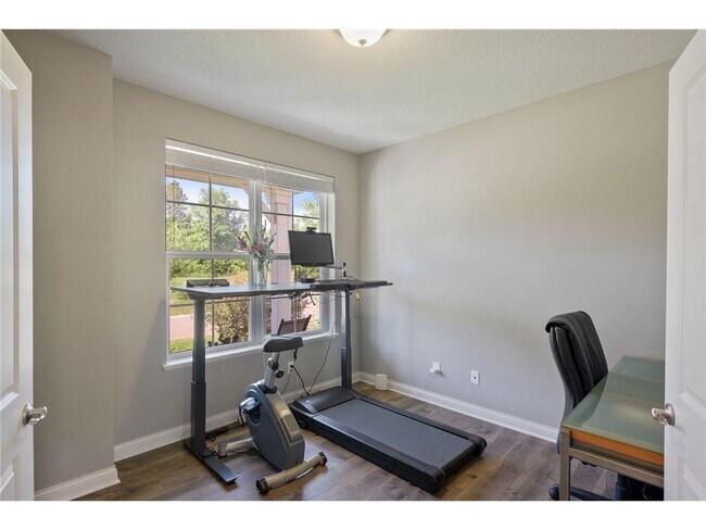 Foto del edificio - 5596 Orchard Cove