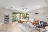 Foto principal - 8461 N Van Cleeve Ln