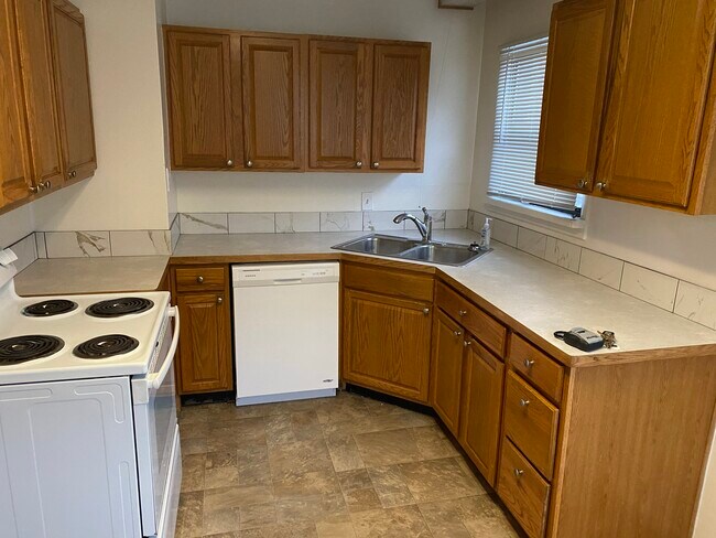 Foto del edificio - 1101 E 420 S St