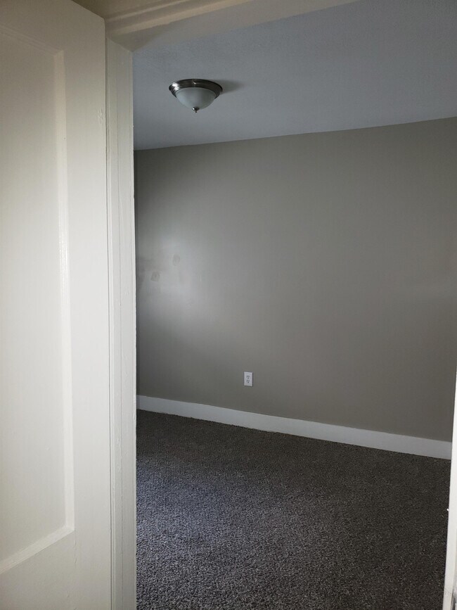 Building Photo - 4141 Agnes Ave