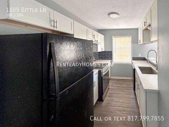Building Photo - 1109 Bittle Ln Bryan, TX 77803